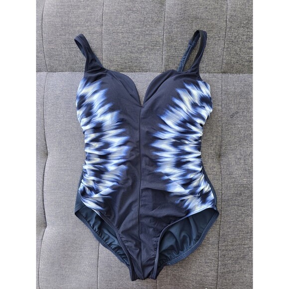 Miraclesuit Other - Miraclesuit Sound Wave Temptress One Piece Bathing Suit Soft Cup Size 8 Resort